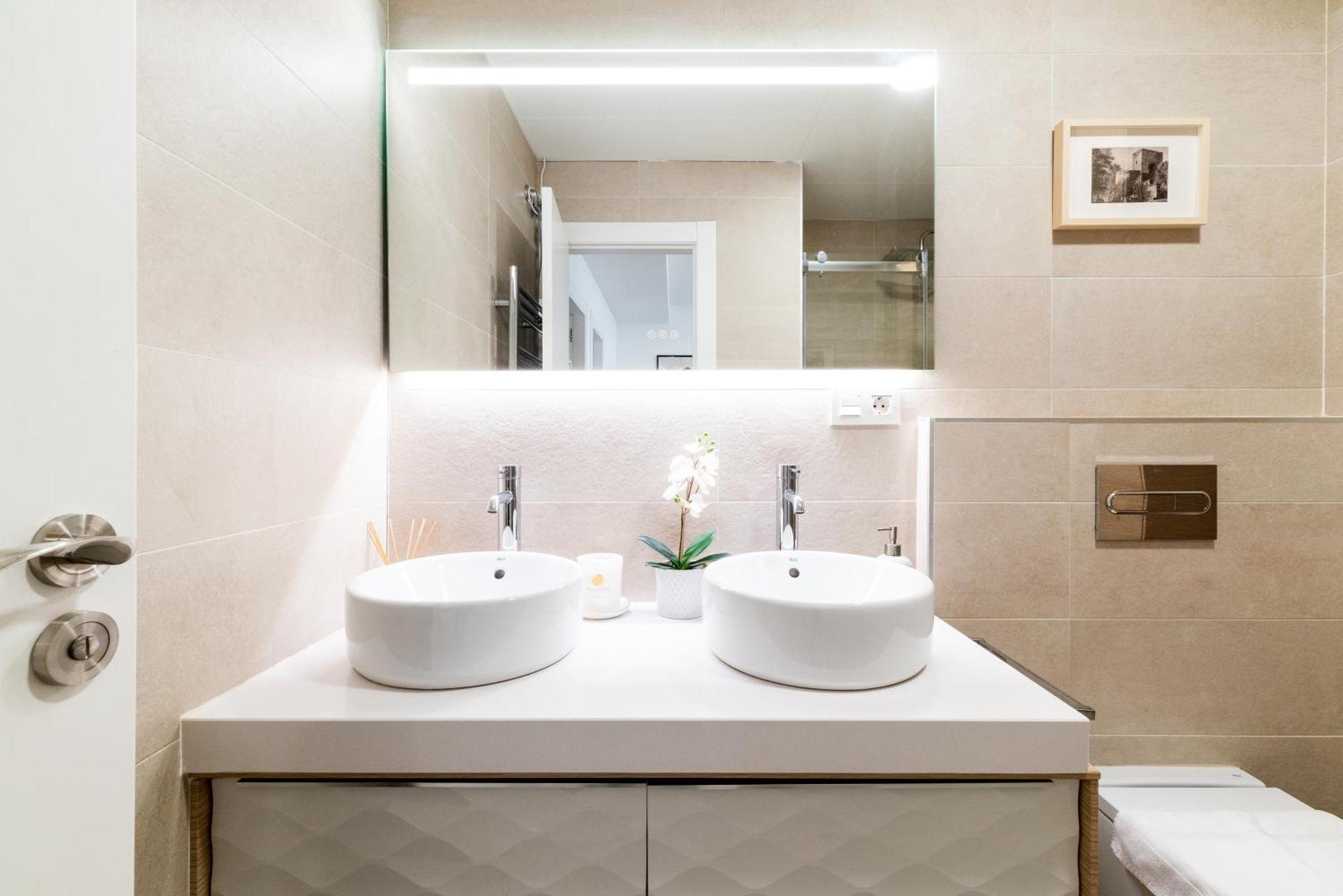 Appartement Wekey Homes, Angel Deluxe & Free Parking *