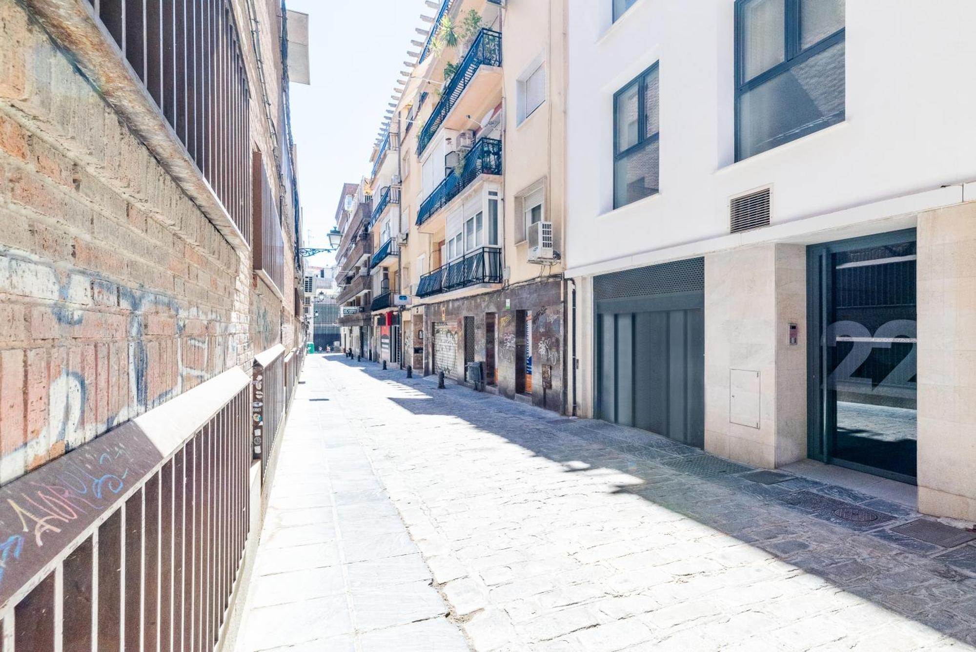 Wekey Homes, Angel Deluxe & Free Parking Appartement Grenade